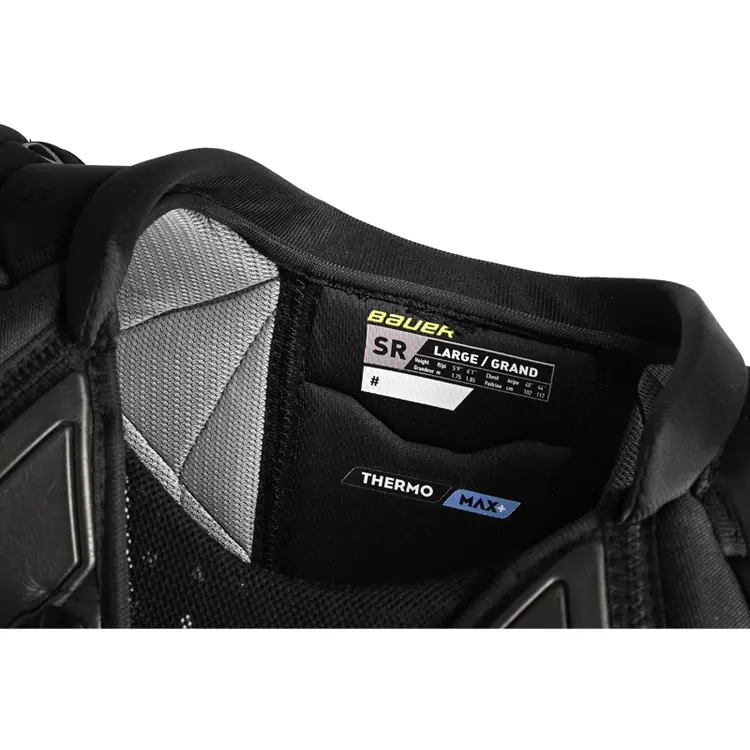Bauer Supreme M5 Pro Shoulder Pad - Intermediate 3 Bauer Supreme M5 Pro Shoulder Pad - Intermediate - Image 3