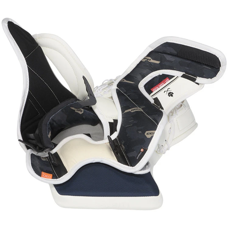 CCM AXIS 2 Goal Catch Glove - Senior 3 CCM AXIS 2 Goal Catch Glove - Senior - Image 3